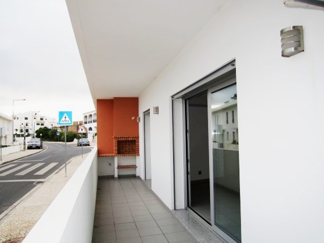Vendo Apartamento 2 quartos, em Olhos D'Água, Albufeira, Algarve, Portugal.